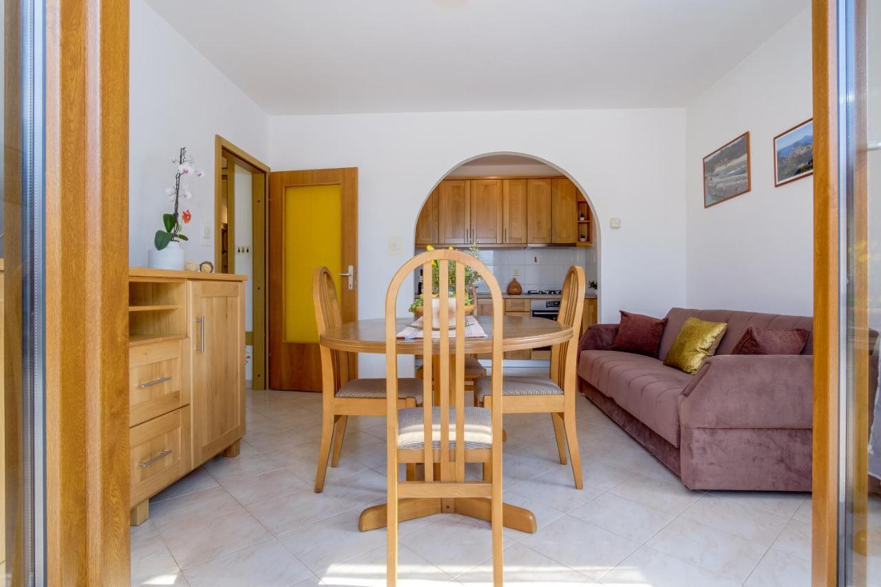 Apartments Franjo 木洛希尼 外观 照片